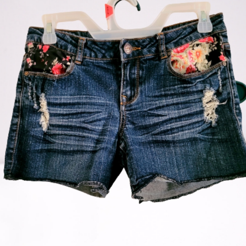 VINTAGE SHORTS